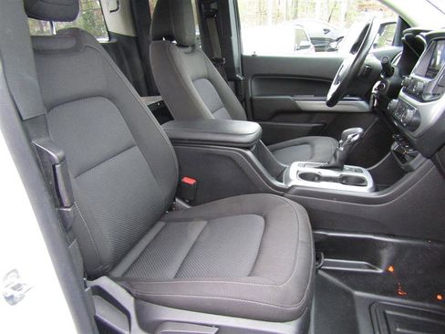 Used 2022 Chevrolet Colorado LT w/ Fleet Safety Package image 30