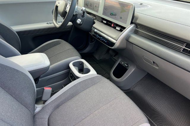 Certified 2024 Hyundai Ioniq 5 SEL RWD image 20