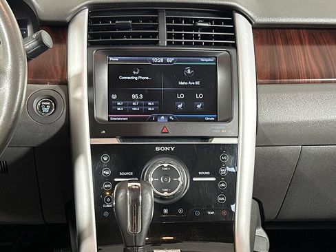Used 2014 Ford Edge Limited w/ Driver Entry Package AWD/4WD image 28