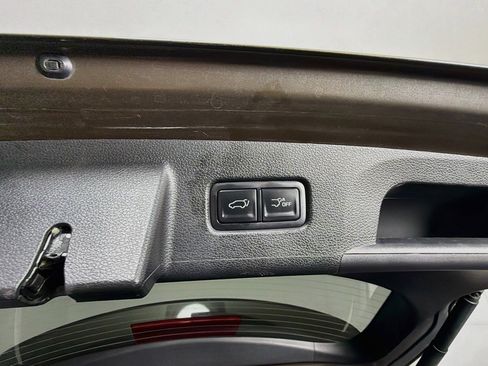 Used 2025 Kia Telluride S AWD/4WD image 32