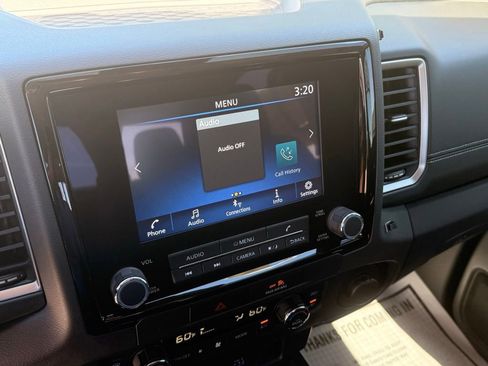 Used 2022 Nissan Frontier SV w/ Technology Package image 13