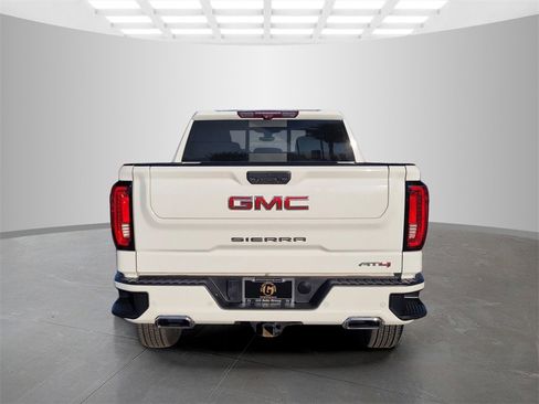 Used 2020 GMC Sierra 1500 AT4 w/ AT4 Premium Package image 5