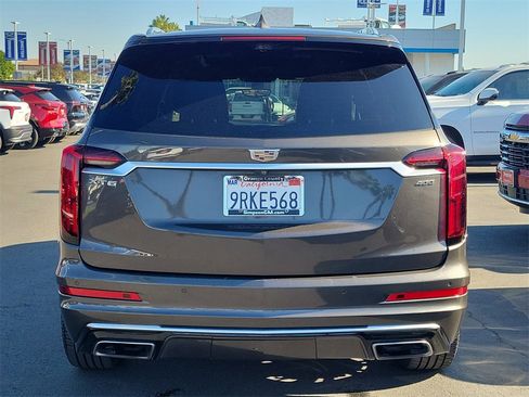 Used 2020 Cadillac XT6 Premium Luxury image 25