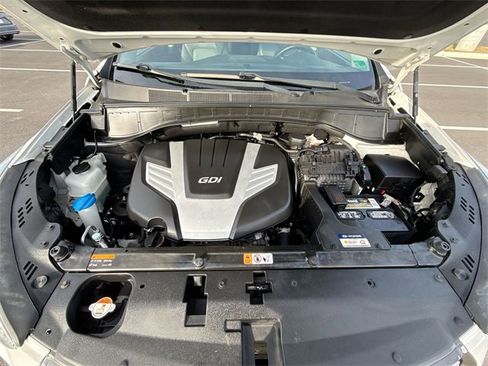 Used 2019 Hyundai Santa Fe XL image 42