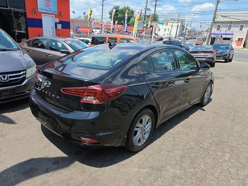 Used 2020 Hyundai Elantra Value Edition FWD image 4