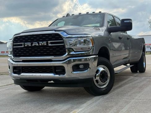 Used 2024 RAM 3500 Big Horn image 2