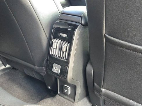 New 2026 Jeep Compass Latitude image 11