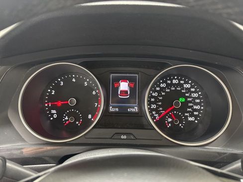 Used 2020 Volkswagen Tiguan SE image 6