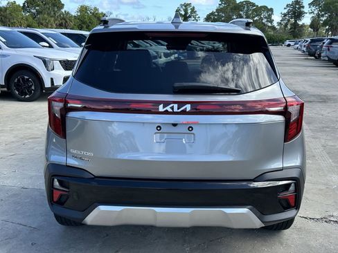 New 2026 Kia Seltos S FWD image 6