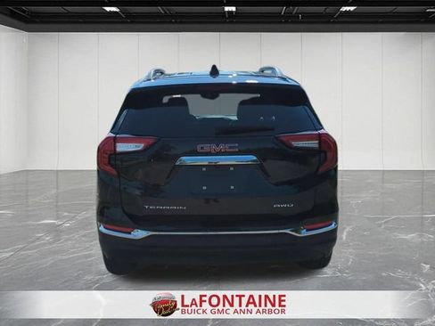 Certified 2023 GMC Terrain SLT w/ Infotainment Package II AWD/4WD image 7