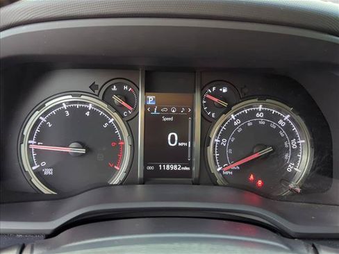 Used 2021 Toyota 4Runner Venture w/ Moonroof Package AWD/4WD image 17