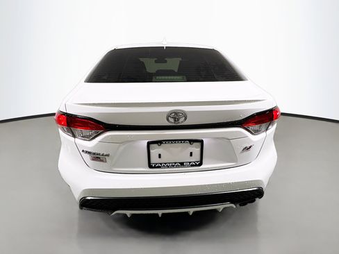 Used 2021 Toyota Corolla SE FWD image 6