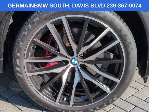 Certified 2024 BMW X6 xDrive40i w/ Premium Package AWD/4WD image 12
