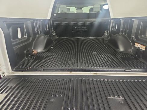 Used 2017 Ford F250 XL w/ Power Equipment Group RWD image 31