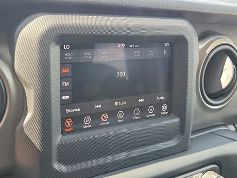 Used 2019 Jeep Wrangler Sport AWD/4WD image 26