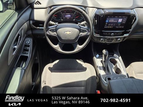 Used 2020 Chevrolet Traverse LT FWD image 14