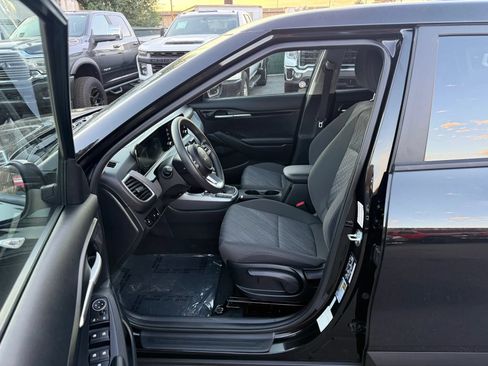 Used 2026 Kia Seltos LX AWD/4WD image 12