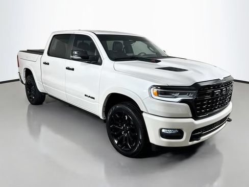 Used 2025 RAM 1500 Limited AWD/4WD image 3