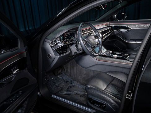 Used 2022 Audi A8 L 3.0T w/ Executive Package image 9