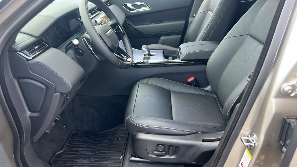 New 2026 Land Rover Range Rover Velar Belgravia AWD/4WD image 5