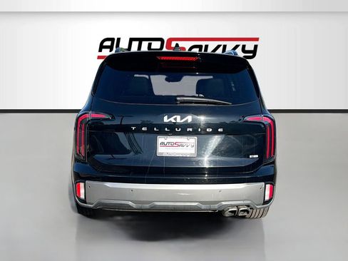 Used 2023 Kia Telluride EX X-Line image 6