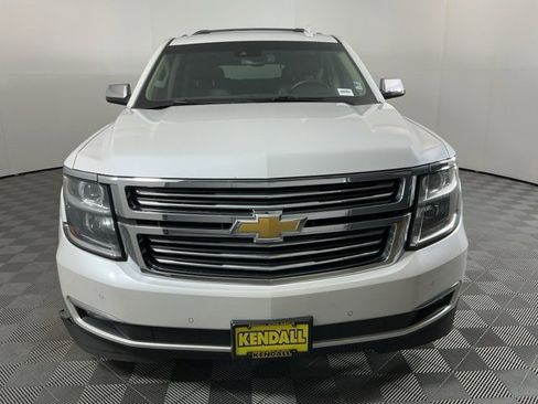 Used 2016 Chevrolet Suburban LTZ image 2