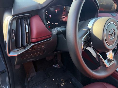 Used 2025 MAZDA CX-70 Plug-In Hybrid w/ Premium Plus image 14