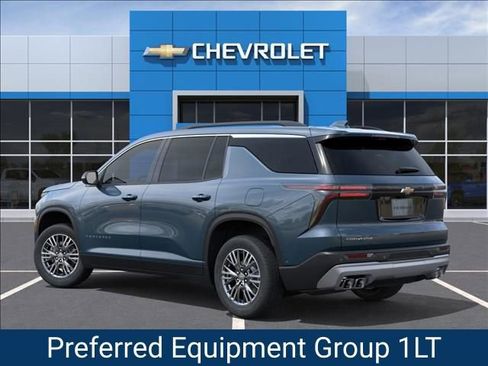 New 2026 Chevrolet Traverse LT image 3