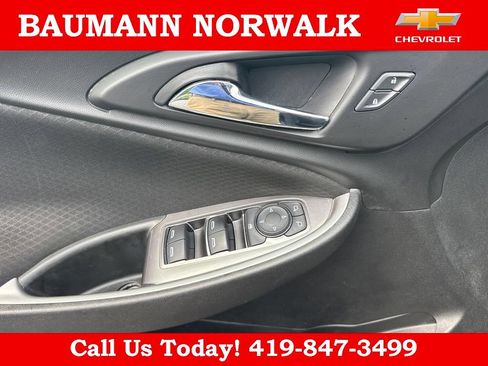 Used 2020 Chevrolet Malibu LS FWD image 14