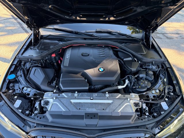 Used 2023 BMW 330i xDrive Sedan w/ Premium Package AWD/4WD image 27