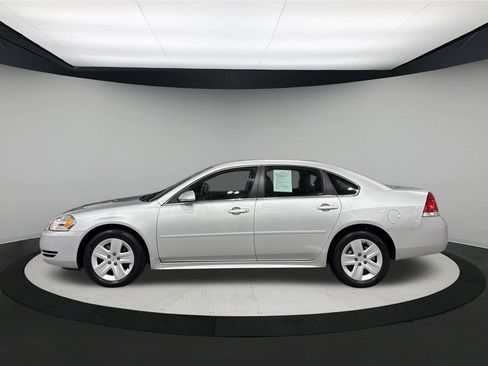 Used 2011 Chevrolet Impala LS image 4