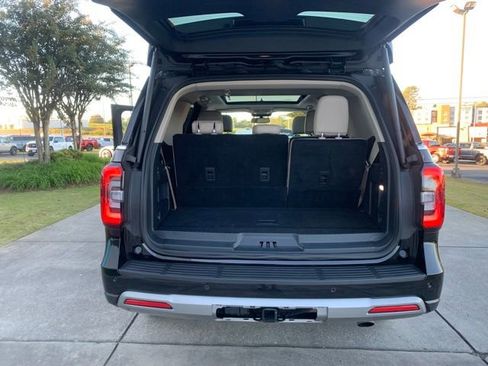 Used 2024 Ford Expedition Limited image 30