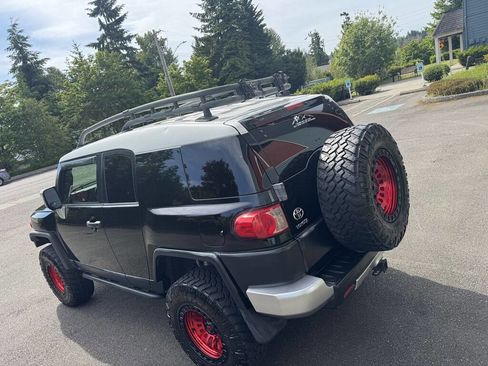 Used 2007 Toyota FJ Cruiser 4WD image 14