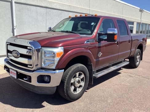 Used 2011 Ford F350 Lariat w/ Lariat Interior Pkg AWD/4WD image 2