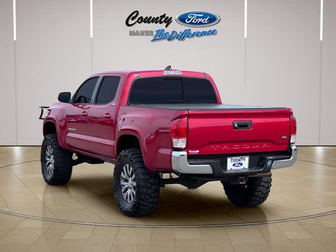 Used 2021 Toyota Tacoma SR5 image 23