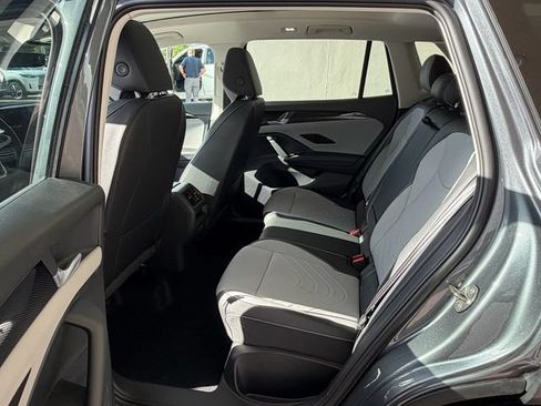 Certified 2026 Volkswagen Tiguan SE FWD image 14