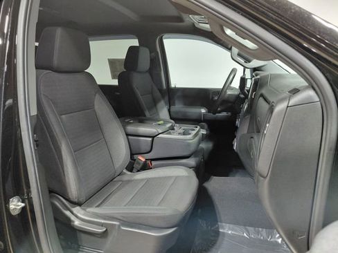 Used 2024 Chevrolet Silverado 2500 Custom w/ Custom Convenience Package AWD/4WD image 29