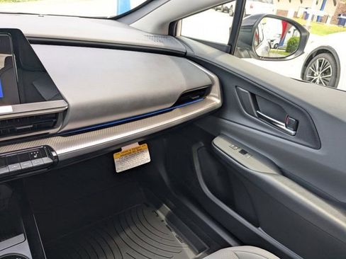 New 2025 Toyota Prius XLE FWD image 36