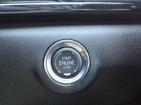 New 2026 GMC Terrain AT4 w/ Technology Package II AWD/4WD image 37