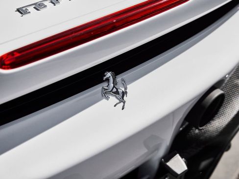 Used 2024 Ferrari SF90 Spider image 13