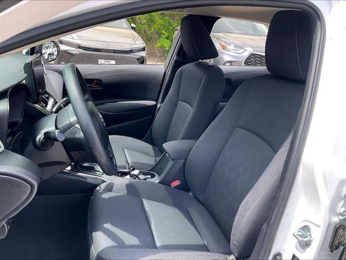 Used 2024 Toyota Corolla LE image 8