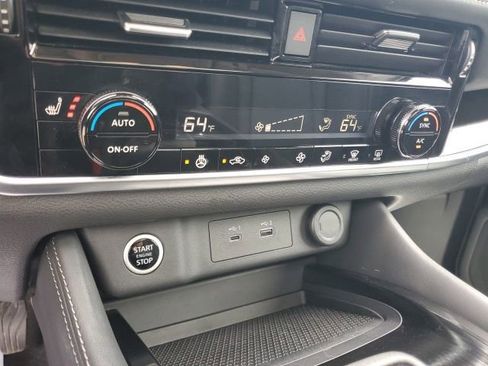 Certified 2023 Nissan Rogue SL AWD/4WD image 35