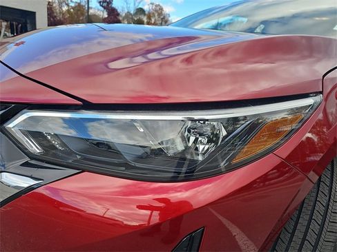 Used 2024 Nissan Sentra SV image 28