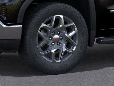 New 2026 GMC Sierra 1500 SLT image 9