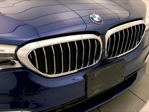 Used 2018 BMW 530i xDrive AWD/4WD image 29