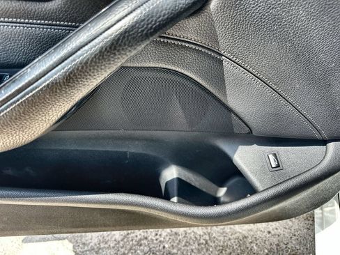 Used 2017 BMW 530i RWD image 23