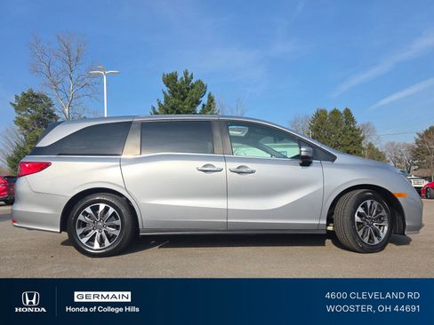 Certified 2023 Honda Odyssey EX-L image 17