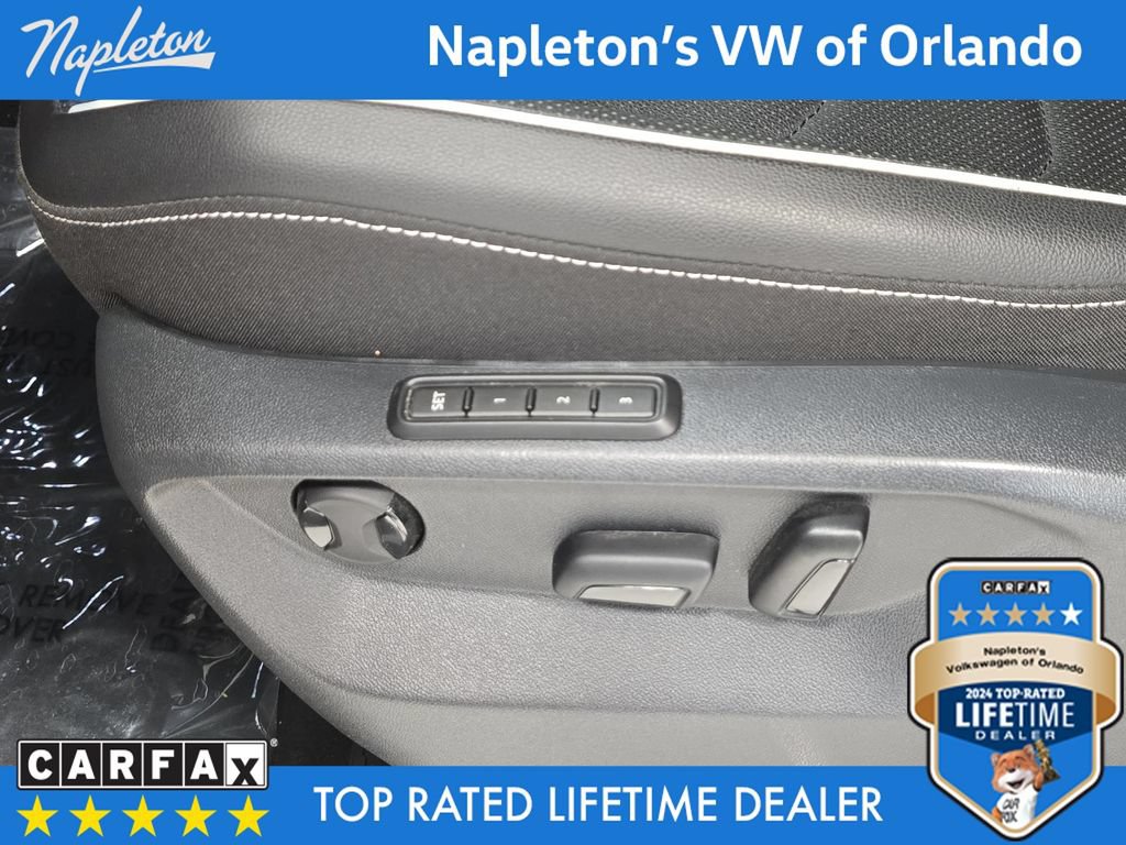 Used 2024 Volkswagen Tiguan SEL R-Line AWD/4WD image 25