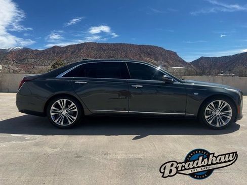 Used 2017 Cadillac CT6 Platinum image 3
