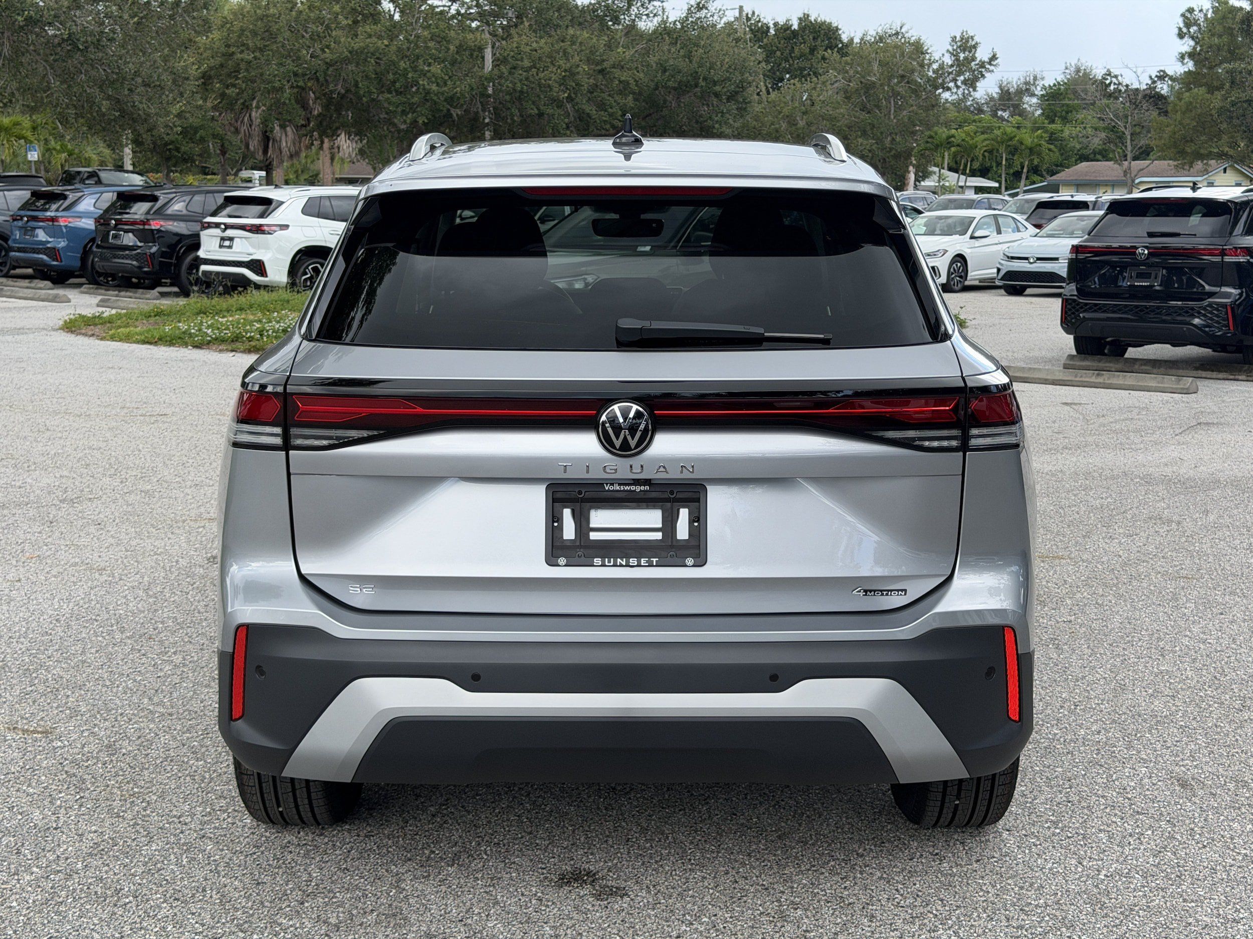 New 2026 Volkswagen Tiguan SE AWD/4WD image 6